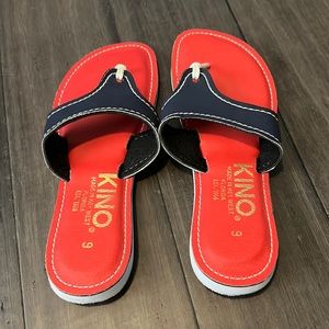Kino Sandals